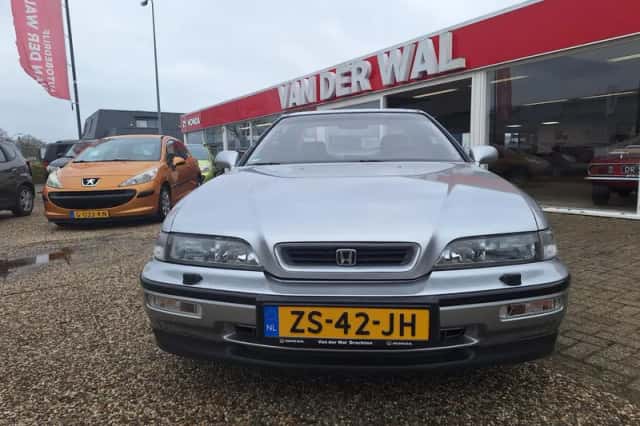 Honda Legend (1991) thumbnail 5