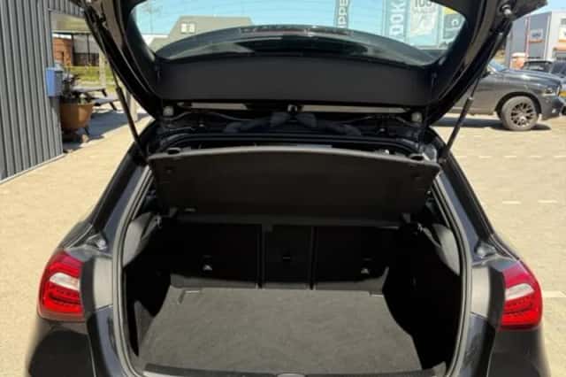 Mercedes-Benz A-Klasse (2020) thumbnail 12