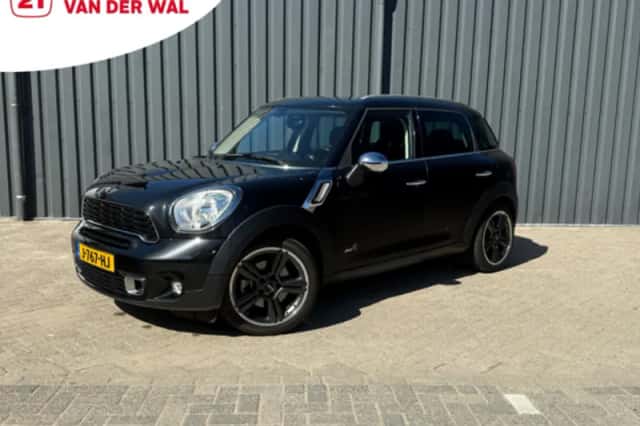MINI COUNTRYMAN, (2020) thumbnail 1