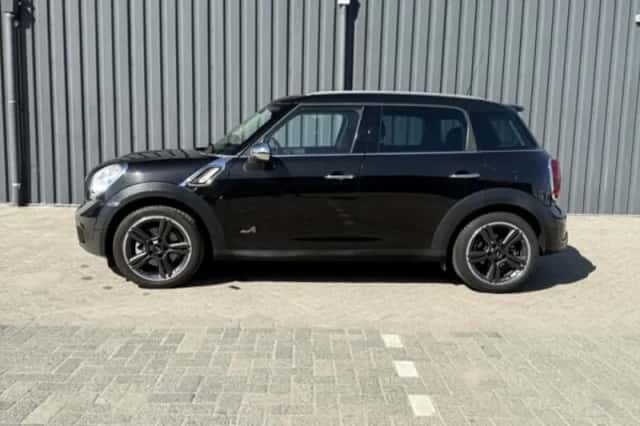 MINI COUNTRYMAN, (2020) thumbnail 8