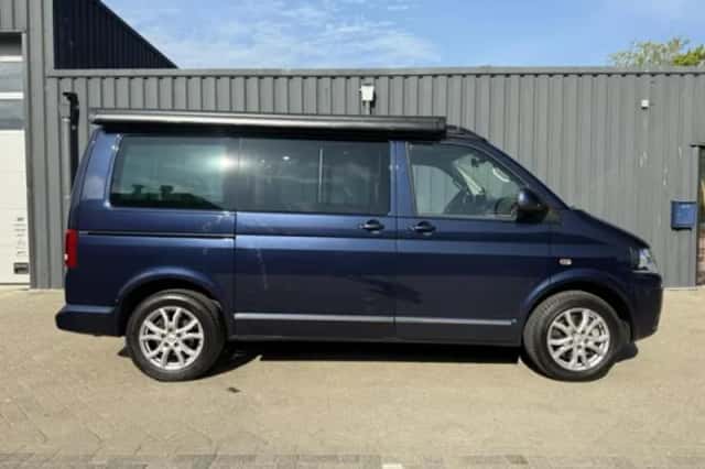 Volkswagen California (2011) thumbnail 12