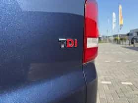 Volkswagen California (2011) thumbnail 15