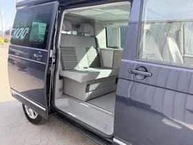 Volkswagen California (2011) thumbnail 20