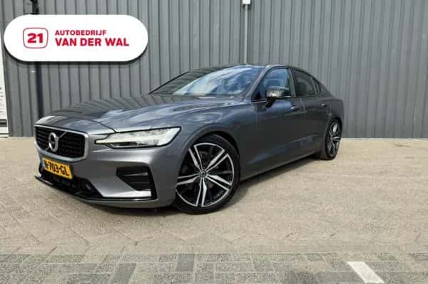 Volvo S60 (2020) — foto 1