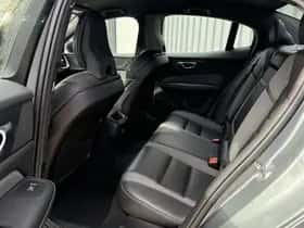 Volvo S60 (2020) thumbnail 11