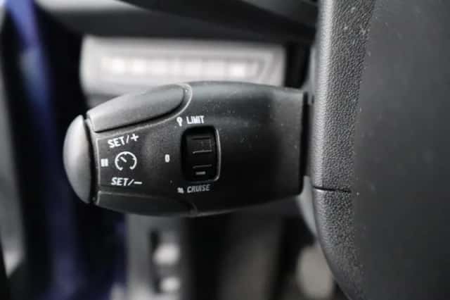 Peugeot 208 (2012) thumbnail 5