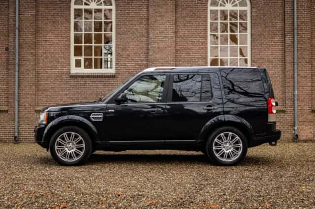 Land Rover Discovery (2012) thumbnail 5