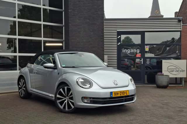 Volkswagen Beetle (2014) thumbnail 1
