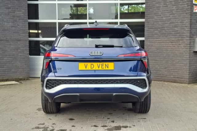 Audi Q3 (2025) thumbnail 6