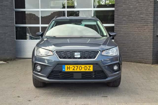 SEAT Arona (2020) thumbnail 3