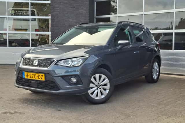 SEAT Arona (2020) thumbnail 4