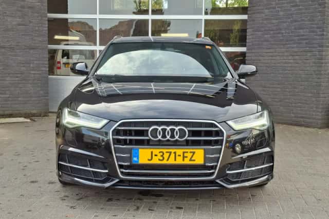 Audi A6 (2018) thumbnail 3