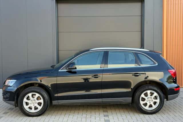 Audi Q5 (2010) thumbnail 4