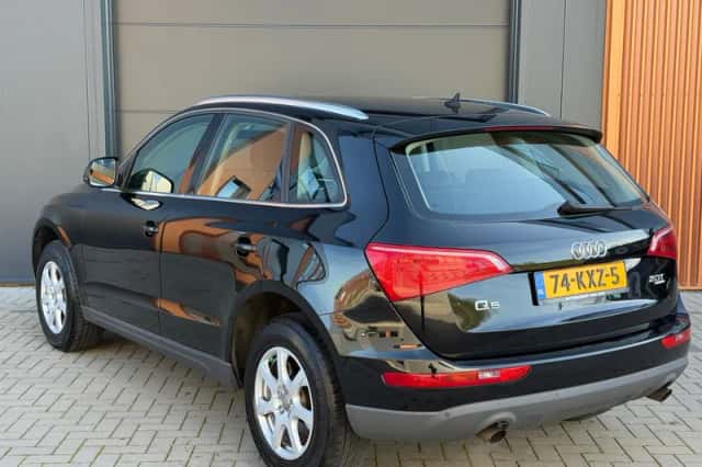 Audi Q5 (2010) thumbnail 5