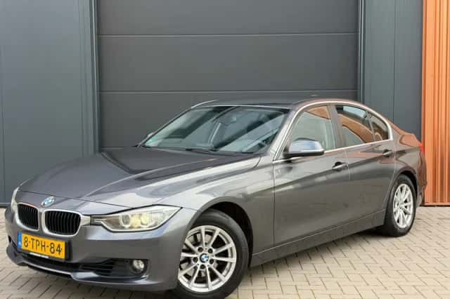 BMW 3-Serie (2014) thumbnail 3