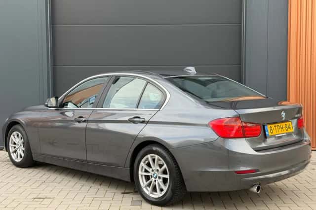 BMW 3-Serie (2014) thumbnail 5