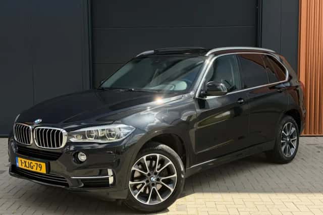 BMW X5 (2014) thumbnail 3