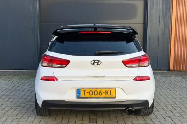 Hyundai i30 (2019) thumbnail 6