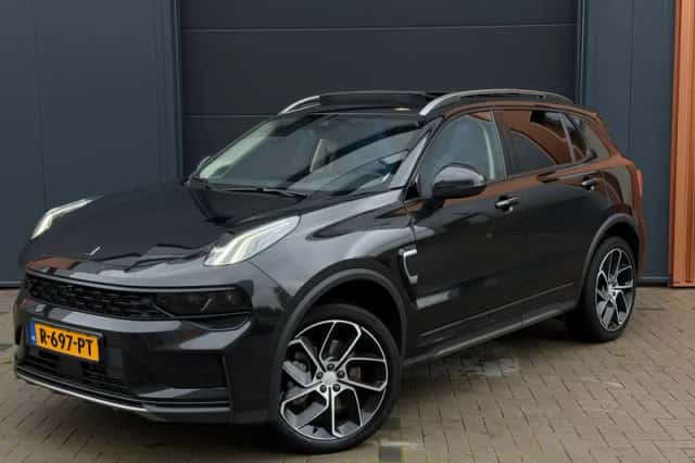 Lynk & Co 01 (2022) thumbnail 3