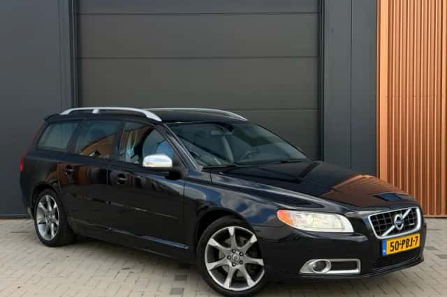 Volvo V70 (2011) thumbnail 1