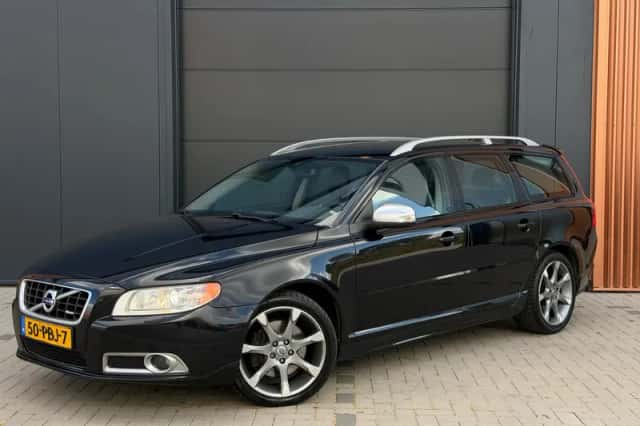 Volvo V70 (2011) thumbnail 3