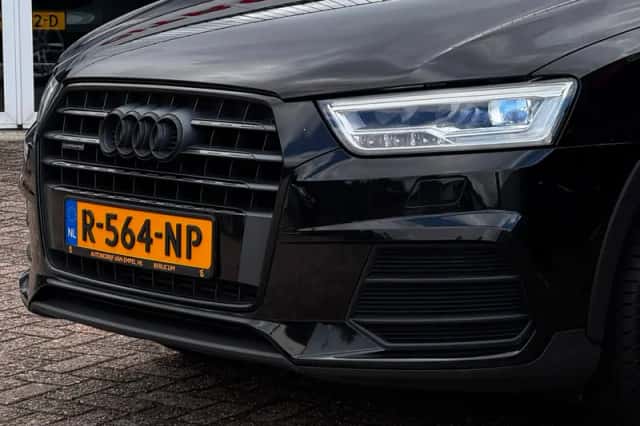 Audi Q3 (2016) thumbnail 6