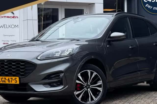 Ford Kuga (2023) thumbnail 1