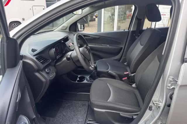 Opel Karl (2018) thumbnail 6