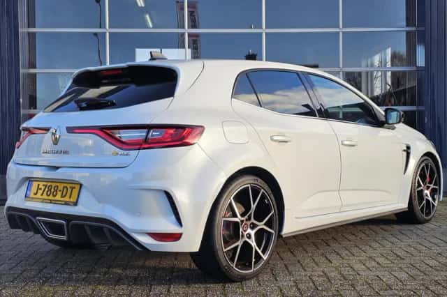 Renault Mégane (2019) thumbnail 5