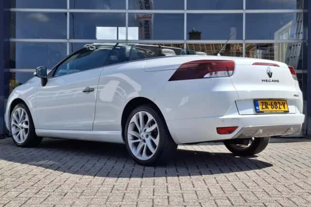 Renault Mégane (2011) thumbnail 6