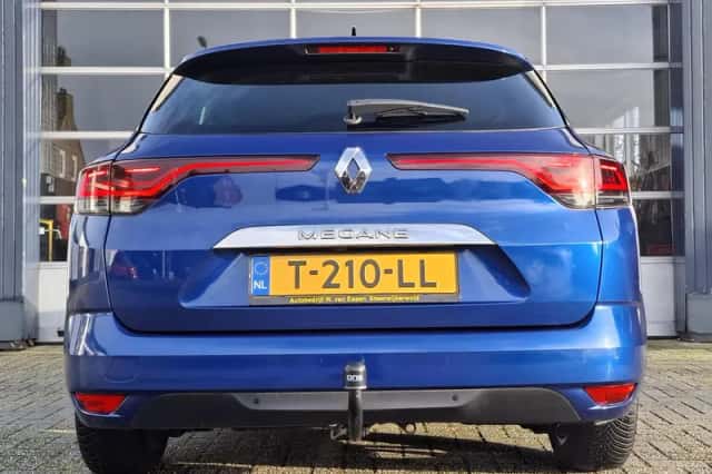 Renault Mégane (2023) thumbnail 4