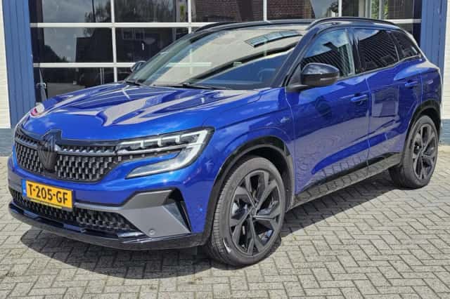 Renault Austral (2023) thumbnail 2