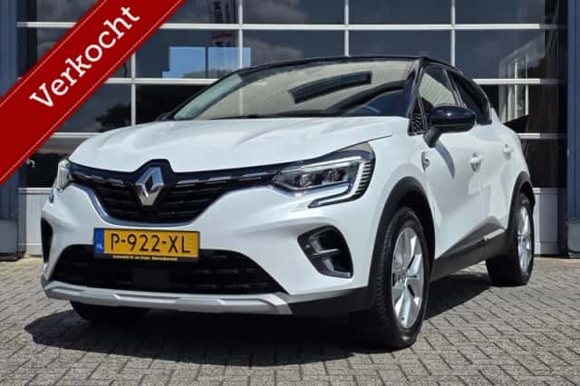 Renault Captur (2022) thumbnail 1