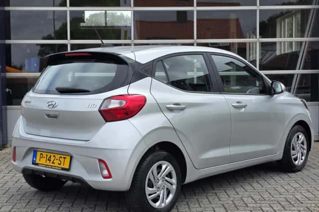 Hyundai i10 (2022) thumbnail 5