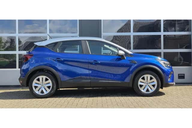 Renault Captur (2022) thumbnail 6
