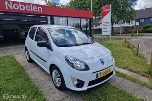 Renault Twingo (2011) thumbnail 6