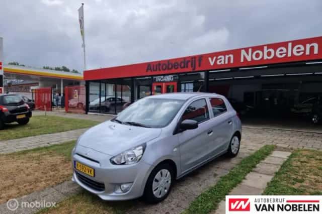 Mitsubishi Space (2015) thumbnail 1
