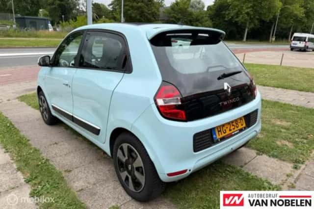 Renault Twingo (2015) thumbnail 3