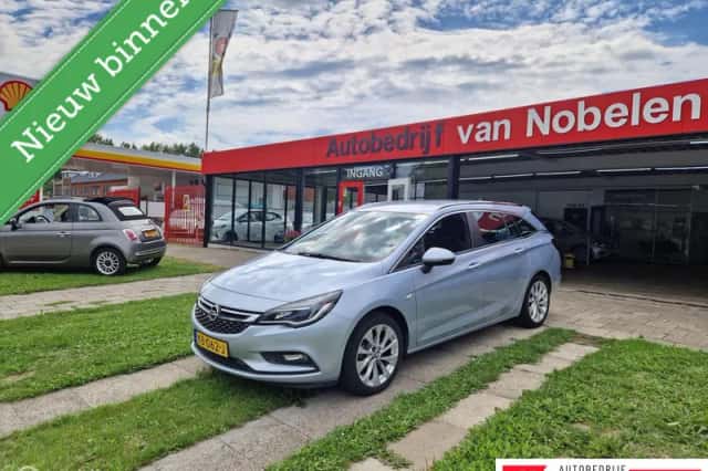 Opel Astra Sports Tourer (2016) thumbnail 1
