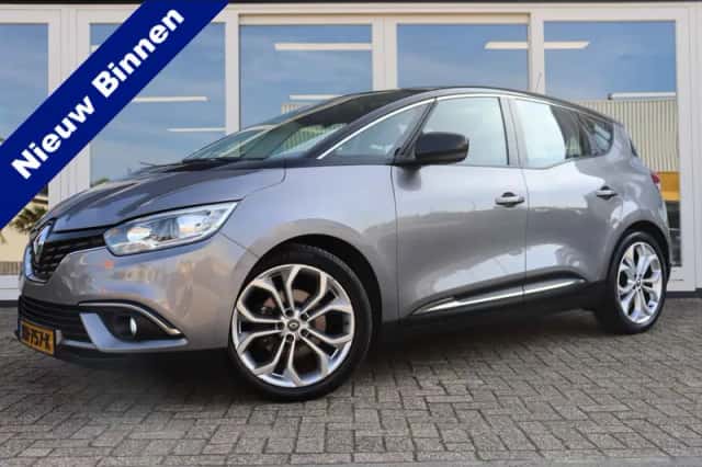 Renault Scénic (2016) thumbnail 1