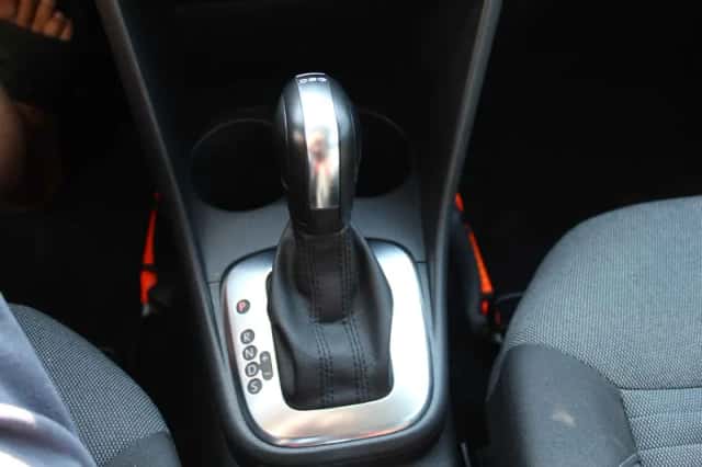 Volkswagen Polo (2011) thumbnail 6