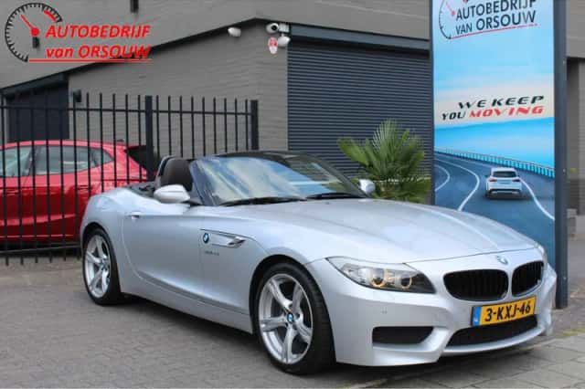 BMW Z4 (2013) thumbnail 1