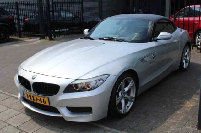 BMW Z4 (2013) thumbnail 4