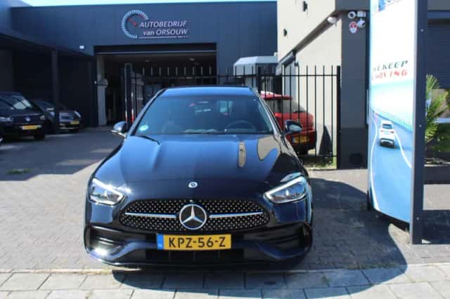 Mercedes-Benz C-Klasse (2023) thumbnail 3