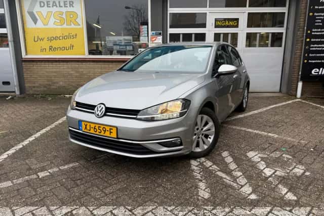 Volkswagen Golf (2019) thumbnail 6