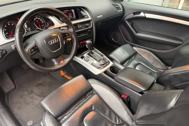 Audi A5 (2011) thumbnail 3