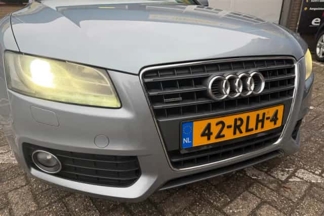 Audi A5 (2011) thumbnail 5
