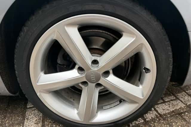 Audi A5 (2011) thumbnail 6