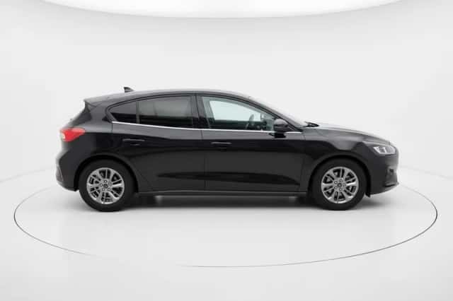 Ford Focus (2024) thumbnail 5