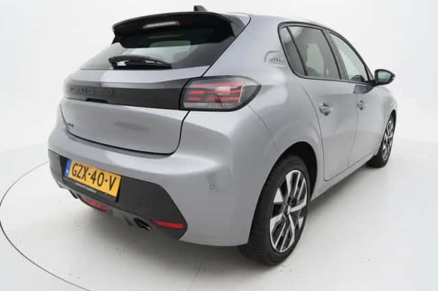 Peugeot 208 (2025) thumbnail 3